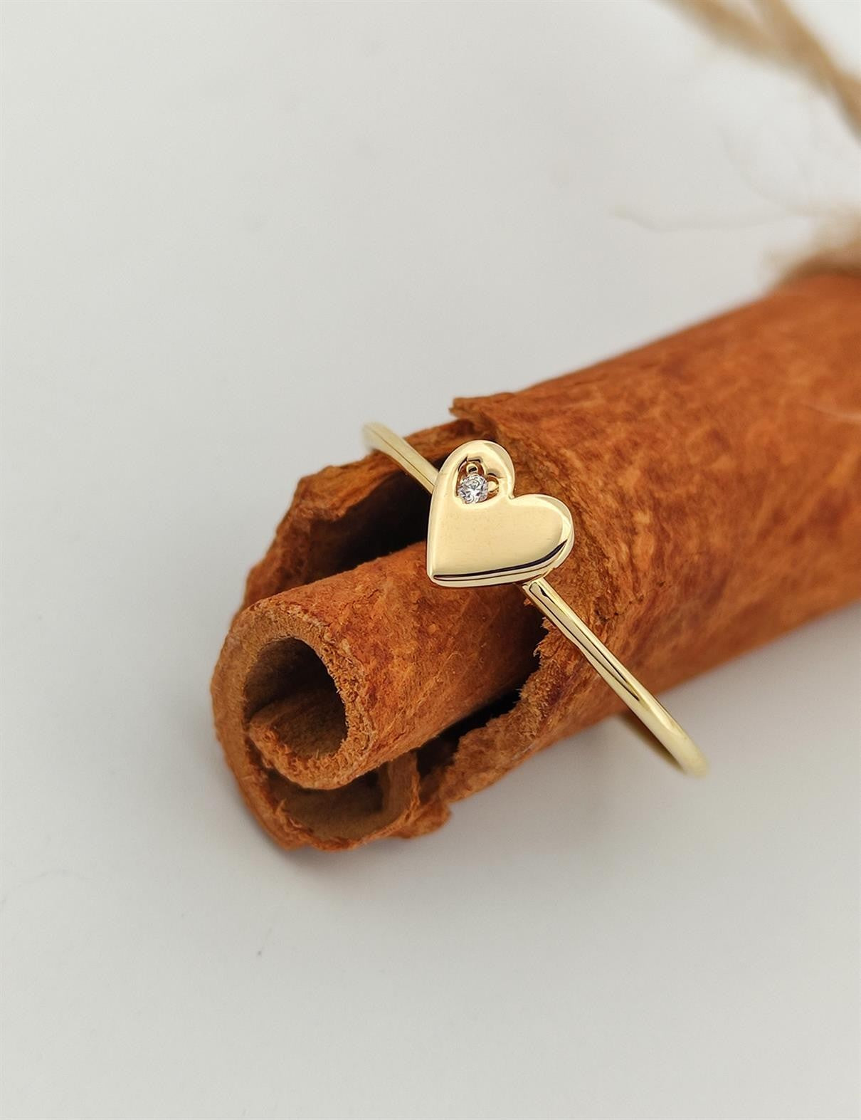 Taşlı Kalp Altın Yüzük İKYZ00067 Ürün ikincil görseli