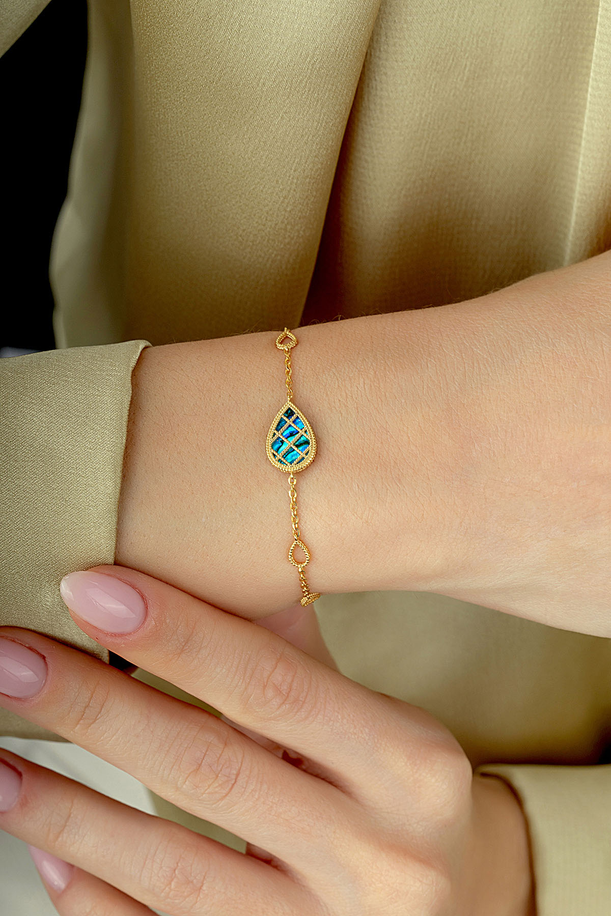 Double-Sided Blue and White Mother-of-Pearl Drop Gold Bracelet Secondary image