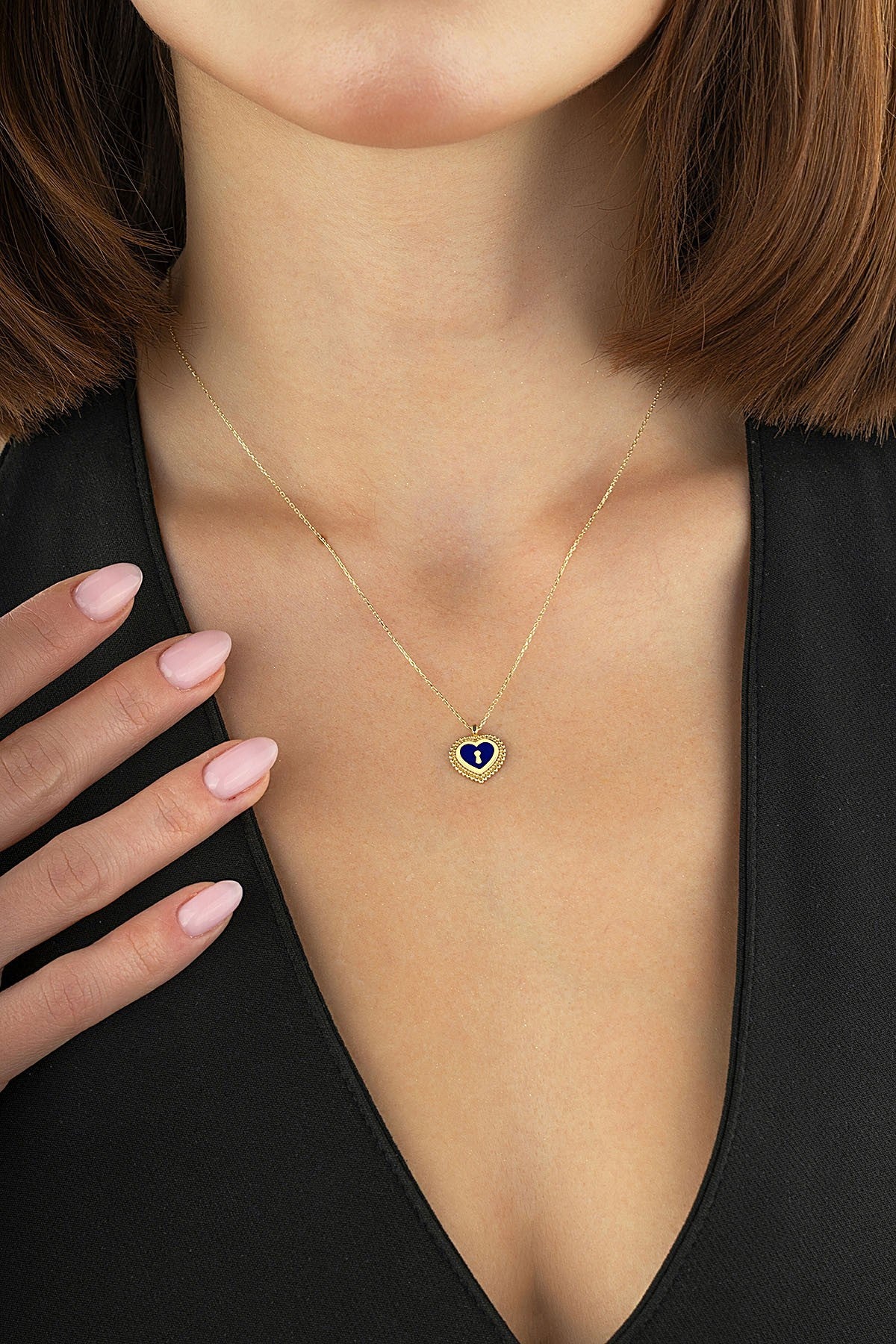 14 Ayar Kilit Desenli Altın Kolye