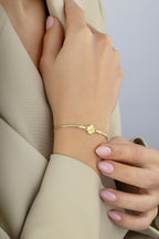 14 Ayar Zarif Altın Çiçekli Altın Bileklik