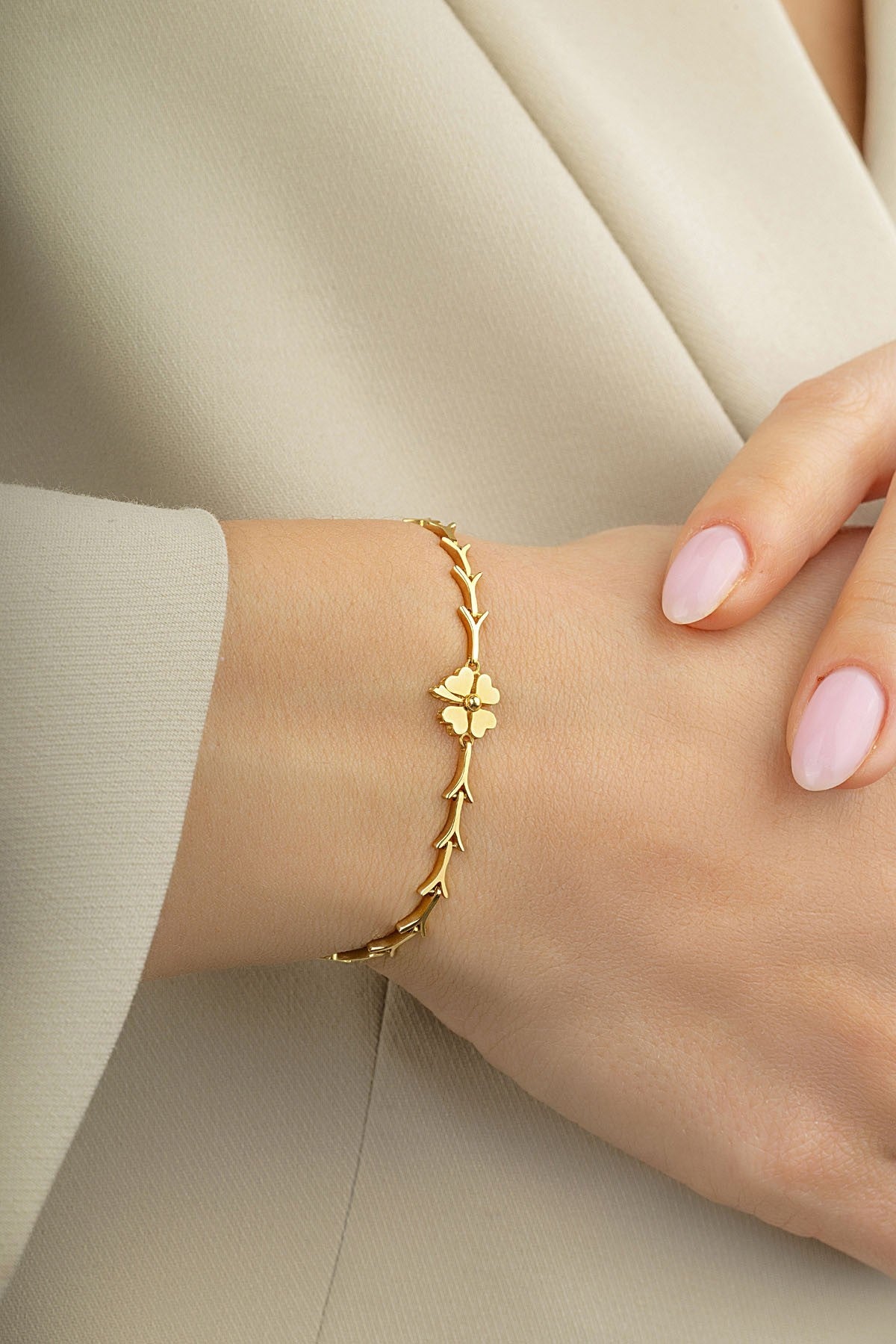 14 Ayar Yonca Modern Altın Bileklik