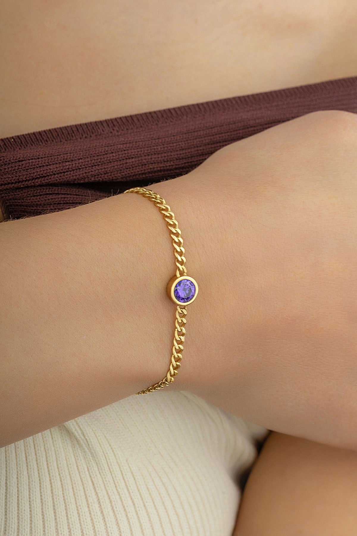 14 Ayar Mor Taşlı İtalyan Zincir Altın Bileklik Ürün ana görseli