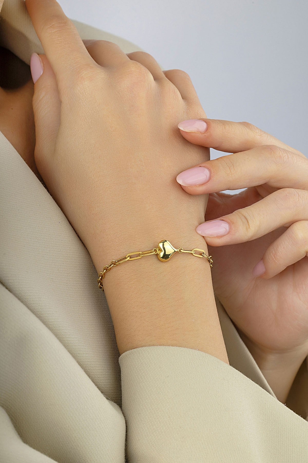 14 Ayar Altın Ataç Kalpli Bileklik Ürün ana görseli