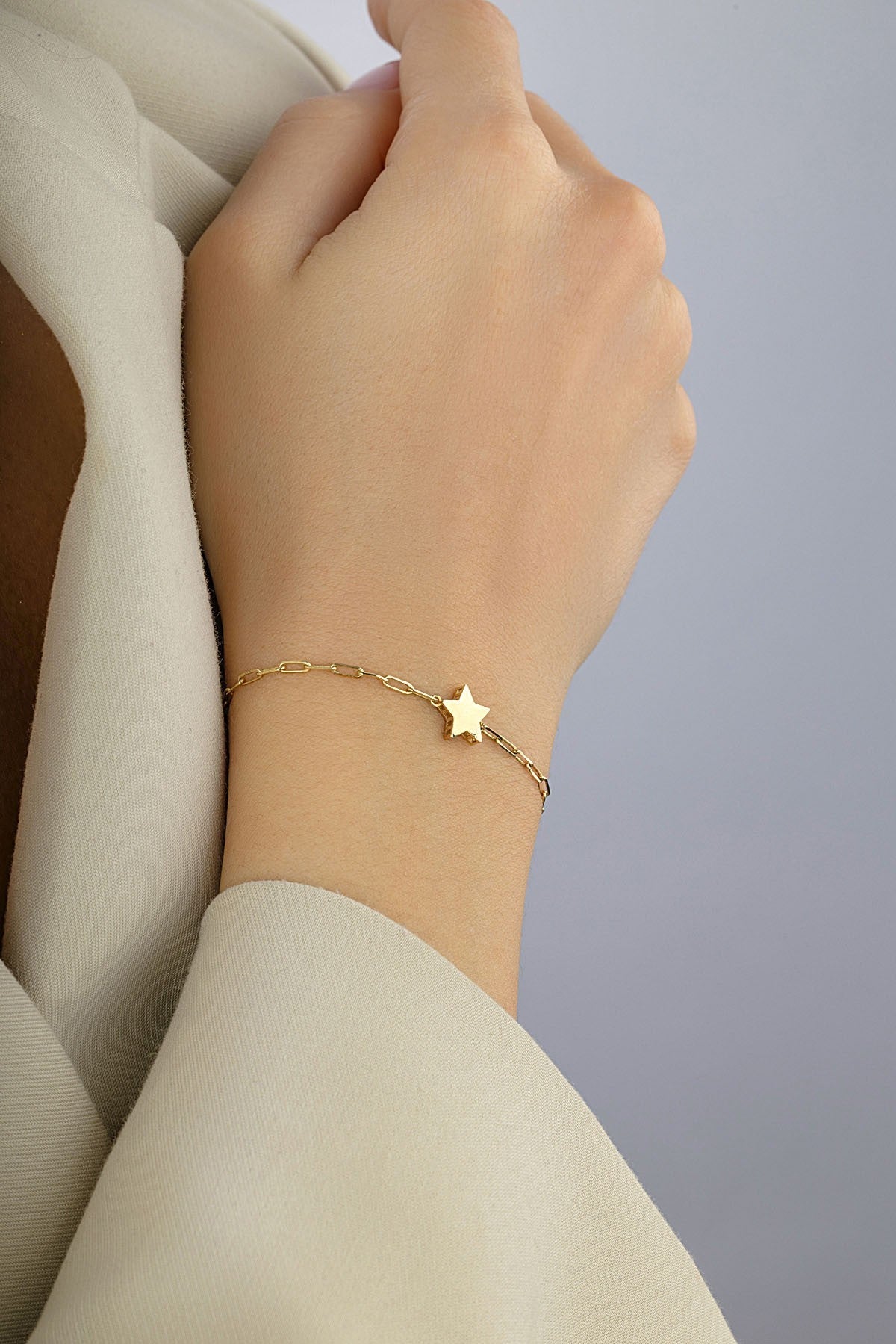14 Ayar Ataç Yıldız Altın Bileklik Ürün ikincil görseli