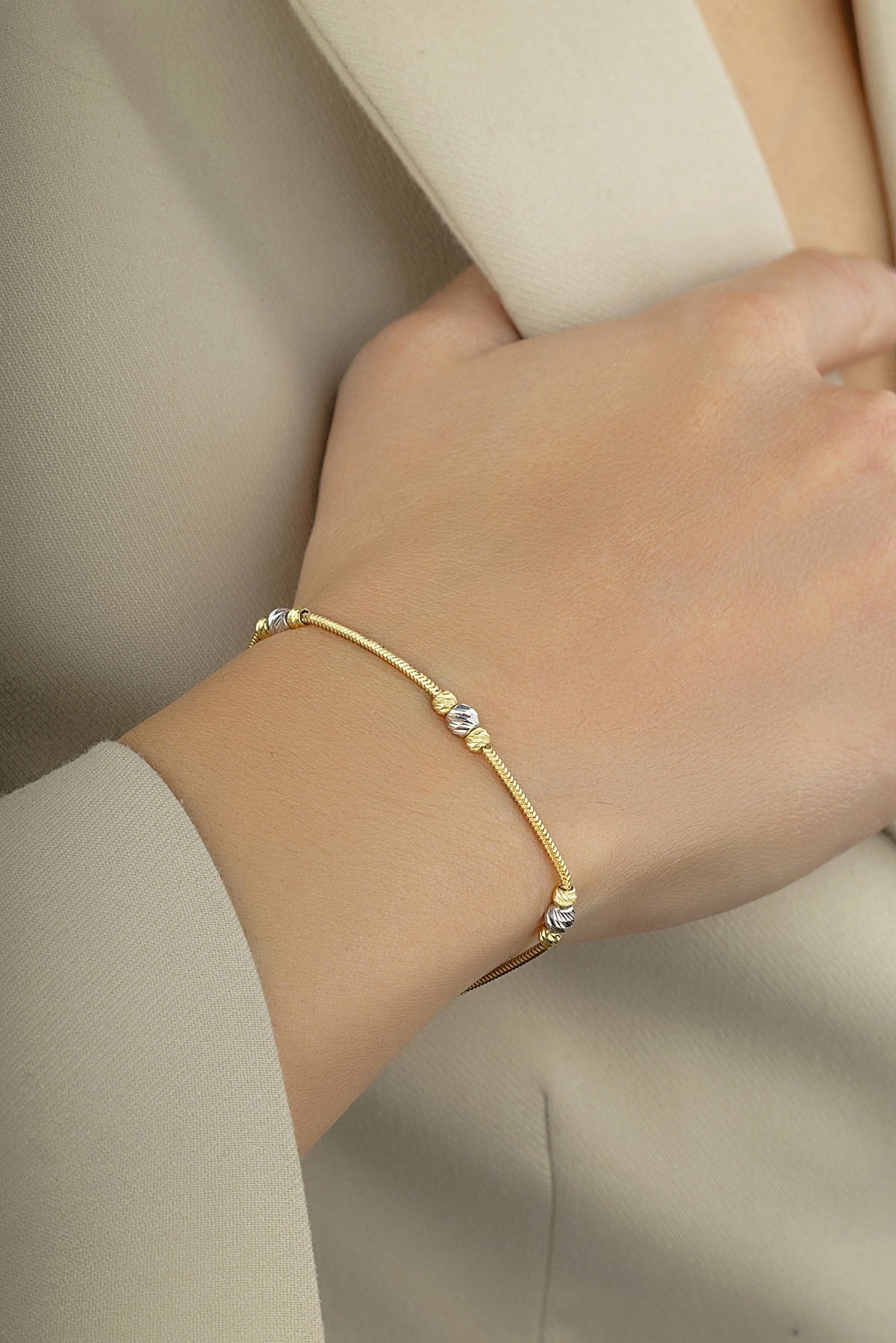 14 Ayar Boncuklu Zincir Altın Bileklik