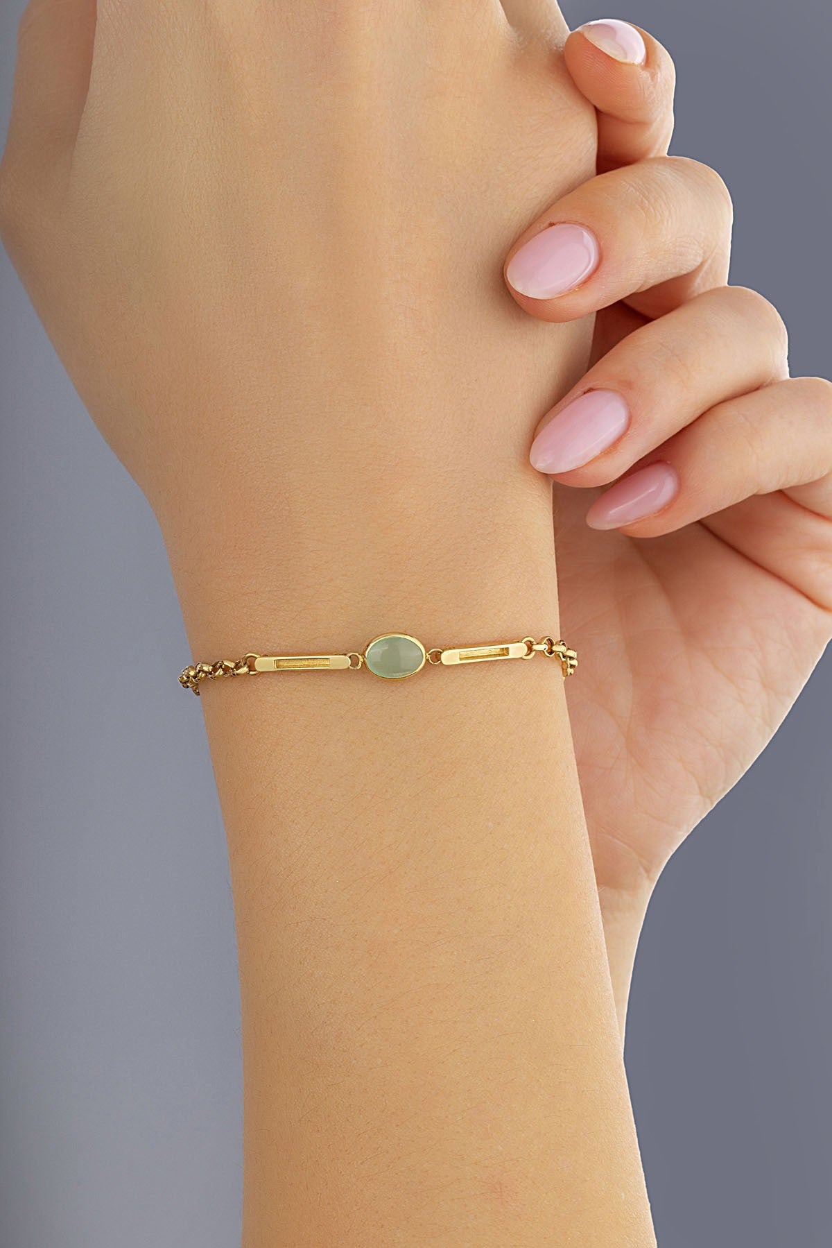 14 Ayar Soft Yeşil Taşlı Altın Bileklik