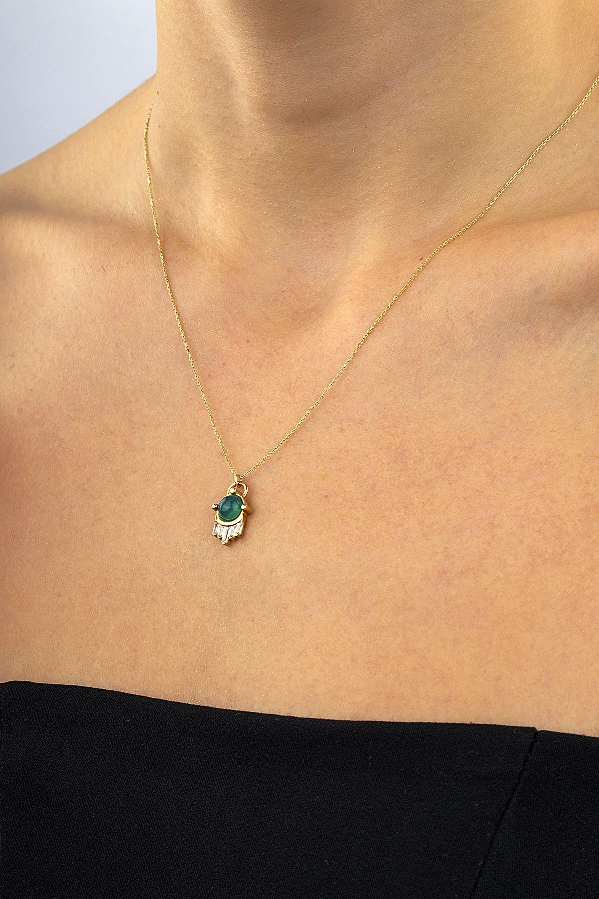 14 Ayar Yeşil Taşlı Altın Kolye