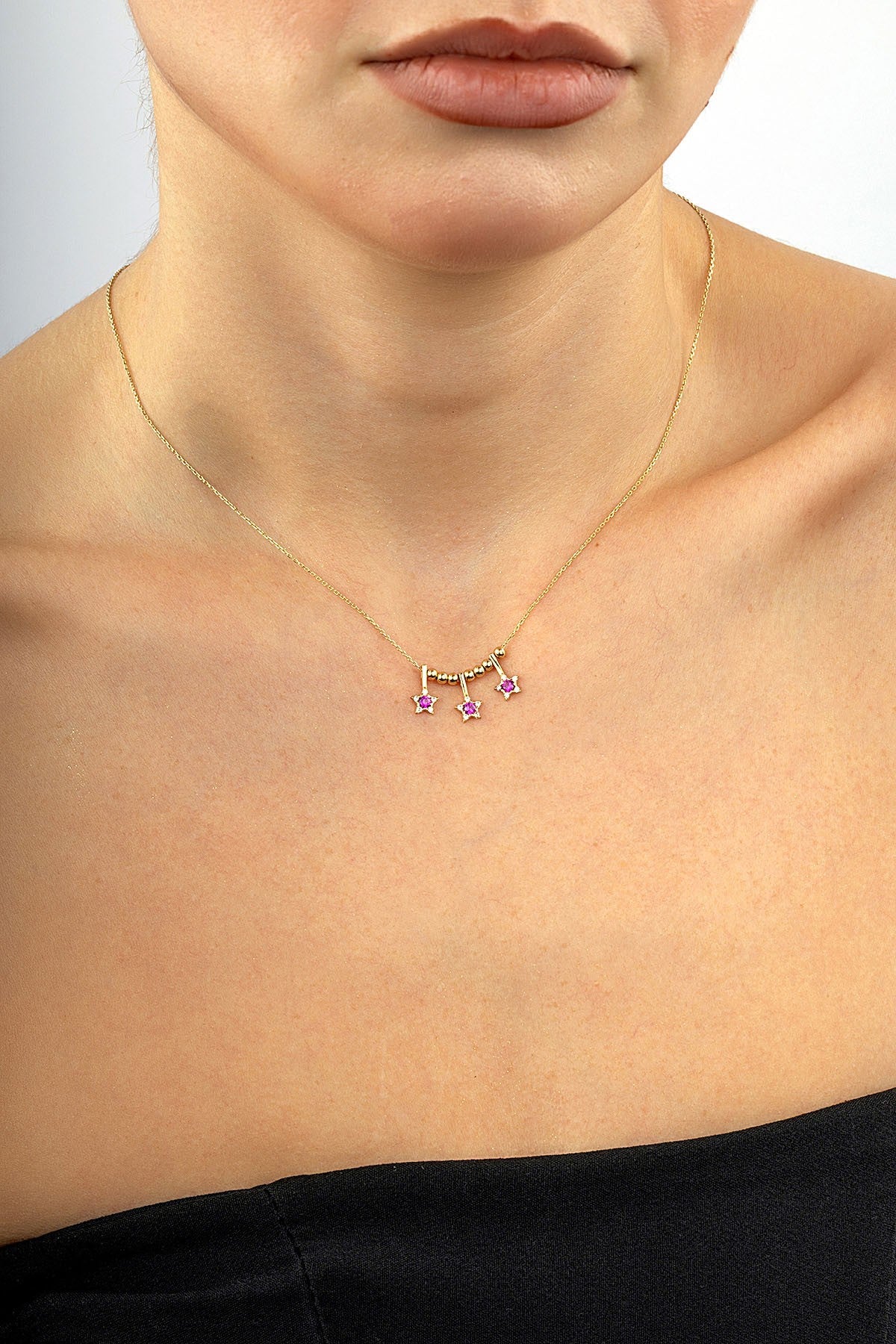 14 Ayar 3 Yıldızlı Mor Taşlı Altın Kolye Ürün ikincil görseli