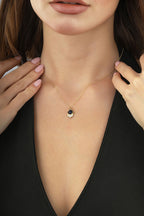 14 Ayar Siyah Taşlı Altın Kolye