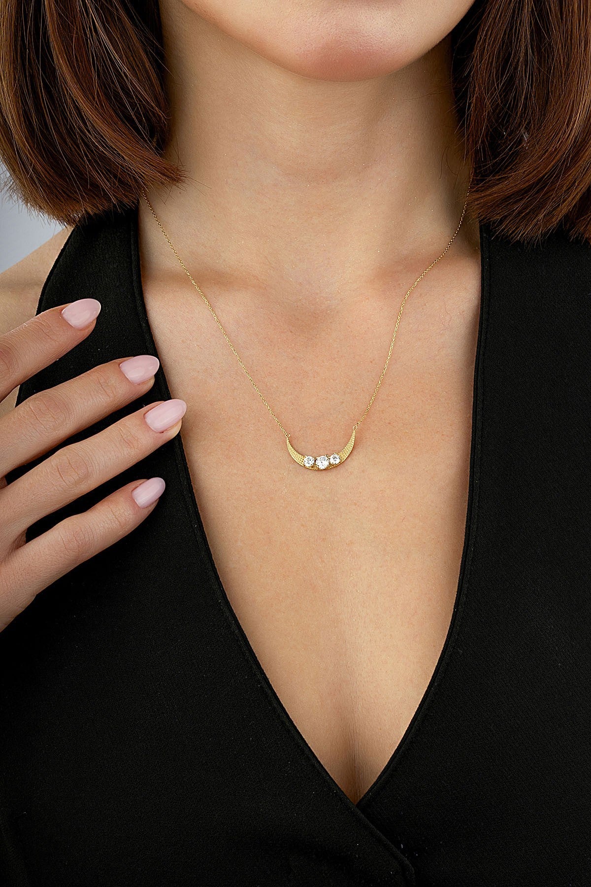 14 Ayar Taşlı Altın Hilal Kolye Ürün ikincil görseli