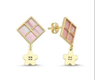 Pembe Sedefli Dörtgen Sallantı Çiçek Altın Küpe